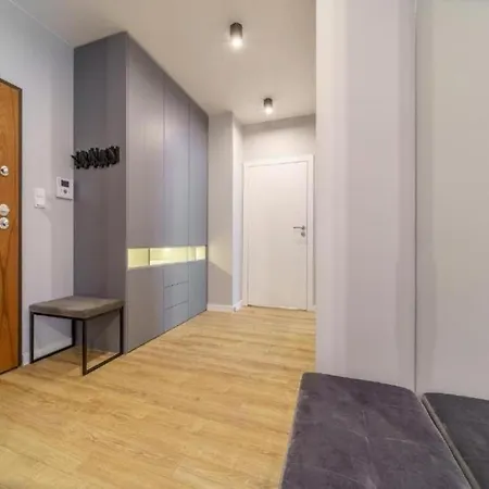 Spacious And Cozy-city Center-snn65\59 * Βαρσοβία